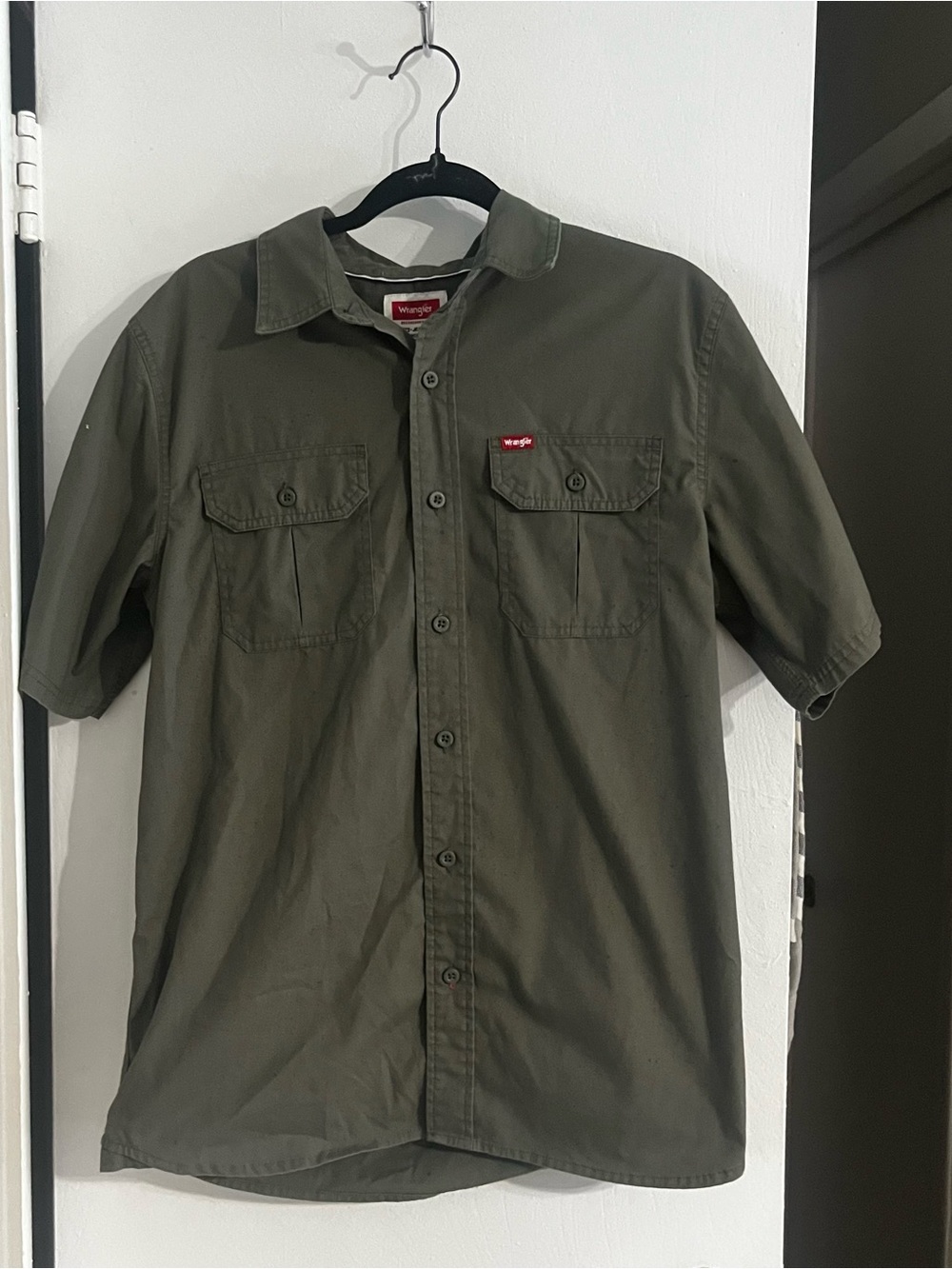 Wrangler Olive Green Short Sleeve Button-Down Shirt